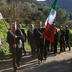 Bilder Bye Bye Berlusconi!