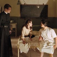 Bilder Dominion: Exorzist - Der Anfang des Bösen