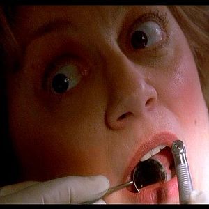 Bilder The Dentist 2