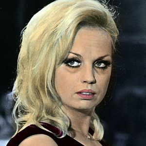 Bilder Barbara Valentin