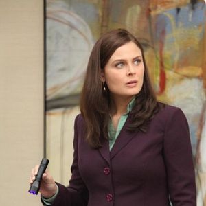 Bilder Bones - Die Knochenjägerin