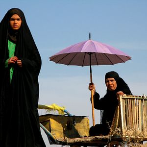 Bilder Mobina Aynehdar