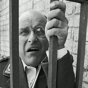 Bilder Ein Käfig voller Helden