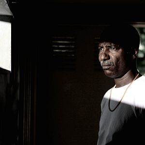 Bilder Un Homme qui crie - Ein Mann, der weint