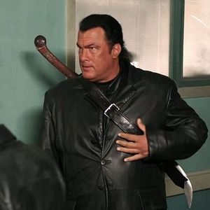 Bilder Against the dark