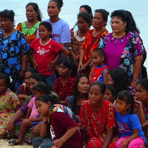 Bilder Bikini Revolution