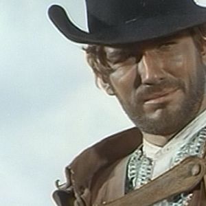 Bilder Django - Kreuze im blutigen Sand