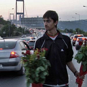 Bilder Men On The Bridge
