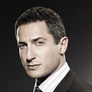 Bilder Sasha Roiz