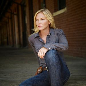 Bilder Kelli Giddish