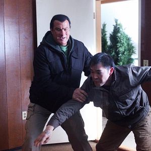 Bilder A Dangerous Man