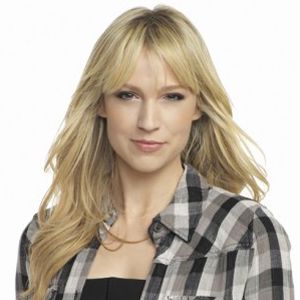 Bilder Beth Riesgraf