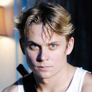 Bilder Billy Magnussen