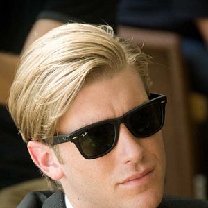 Bilder The Informers