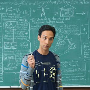 Bilder Danny Pudi