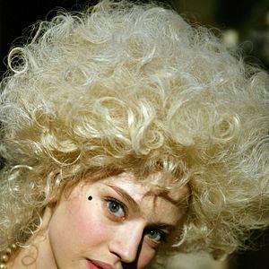 Bilder Lou de Laâge