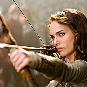 Bilder Your Highness - Schwerter, Joints und scharfe Bräute