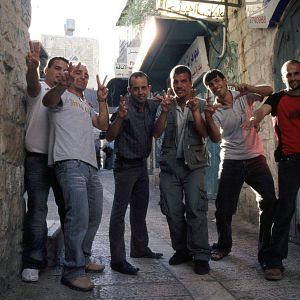 Bilder Kinder der Steine - Kinder der Mauer