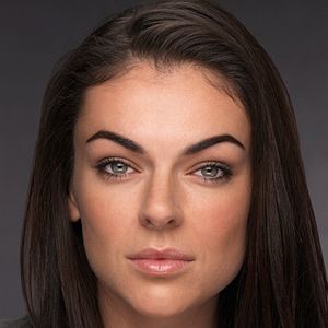 Bilder Serinda Swan