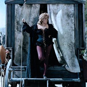 Bilder Mit eisernen Fäusten