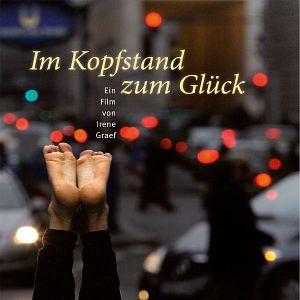 Bilder Im Kopfstand zum Glück