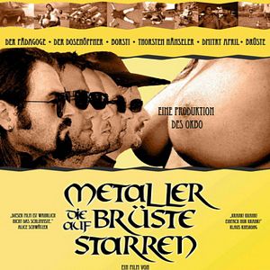 Bilder Metaller die auf Brüste starren