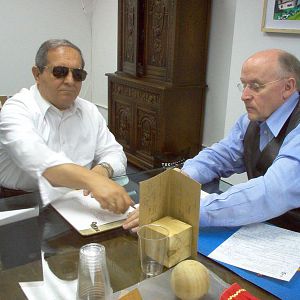 Bilder Der mit den Fingern sieht