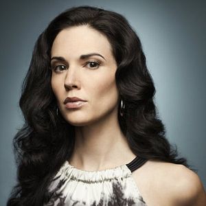 Bilder Laura Mennell