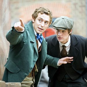 Bilder The Ruby in the Smoke