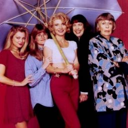 Bilder The 5 Mrs. Buchanans