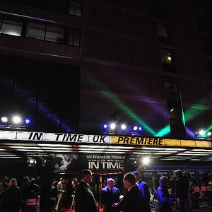 Bilder In Time - Deine Zeit läuft ab