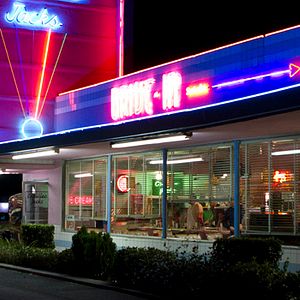 Bilder The Booth at the End