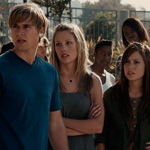 Bilder To Save a Life