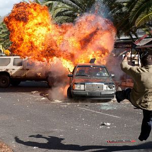 Bilder Sullivan Stapleton