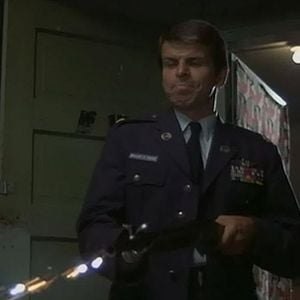 Bilder Der Mann mit der Stahlkralle - Rolling Thunder