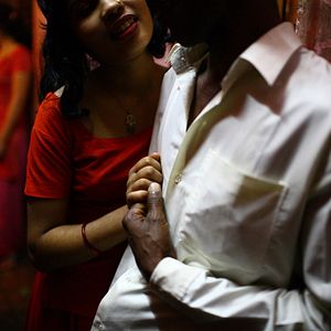 Bilder Whores' Glory