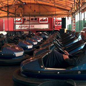 Bilder Behind the Lights