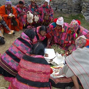Bilder Pachakútec. Zeit des Wandels