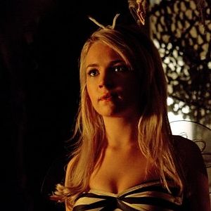 Bilder Britt Robertson