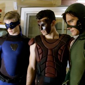 Bilder All Superheroes Must Die