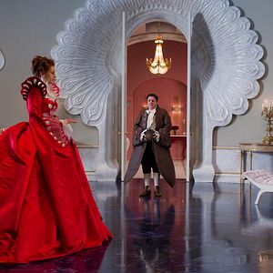 Bilder Spieglein Spieglein - Die wirklich wahre Geschichte von Schneewittchen