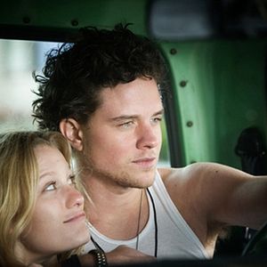 Bilder Cherry - Wanna play?