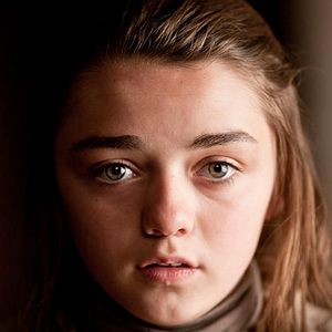 Bilder Maisie Williams