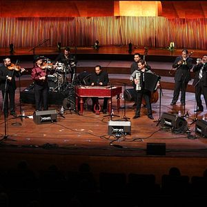 Bilder The Other Europeans in: Der zerbrochene Klang