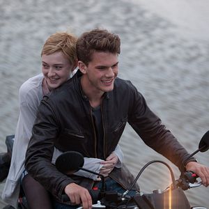 Bilder Jeremy Irvine