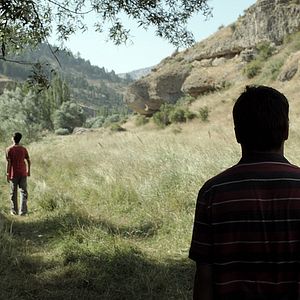 Bilder Tepenin Ardı - Beyond the Hill