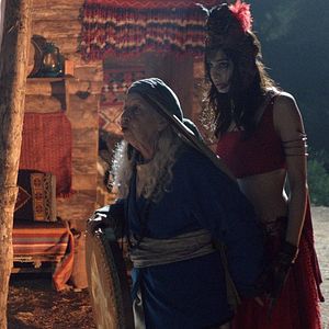 Bilder Acayip Hikayeler