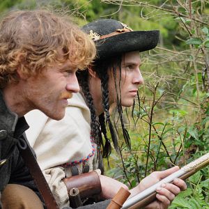 Bilder Outlaw of War