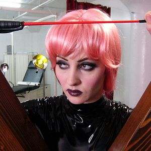 Bilder Sweet Karma - A Dominatrix Story