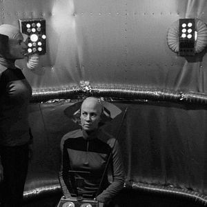 Bilder Codependent Lesbian Space Alien Seeks Same